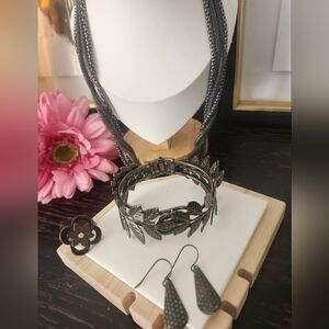 Curated Jewelry Set